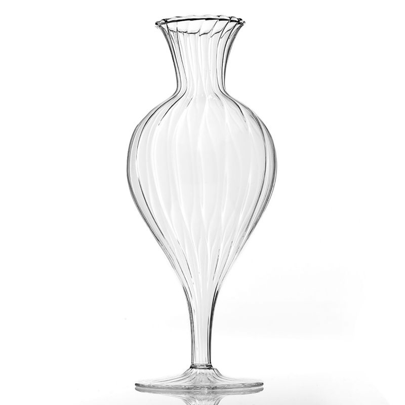 Ribbed glass budvases in two fluted shapes.