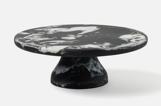 Two-toned resin cake stand swirled in black and white