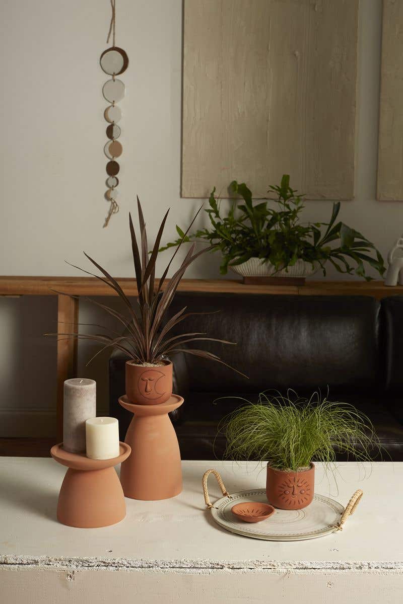 Tierra Candleholder & Plant Stand